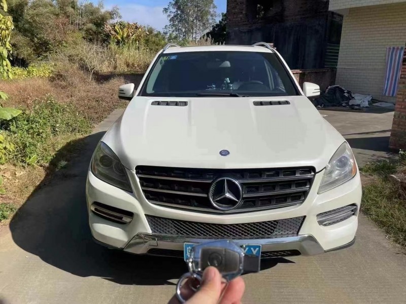 广州13年奔驰ML1