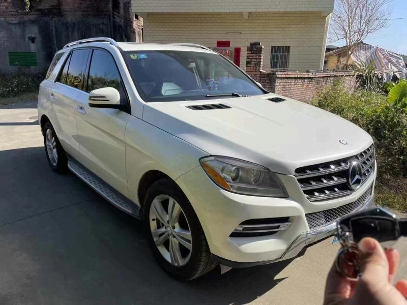 广州13年奔驰ML3