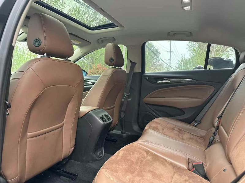 徐州19年别克君威4