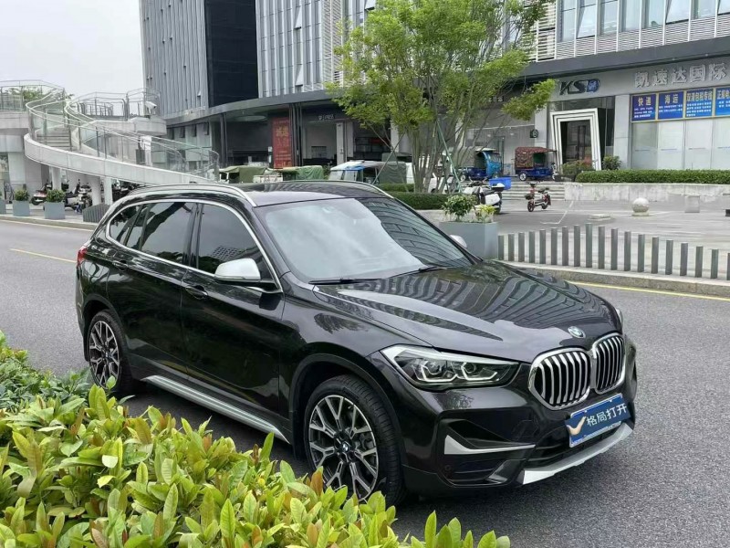 广州22年宝马X12