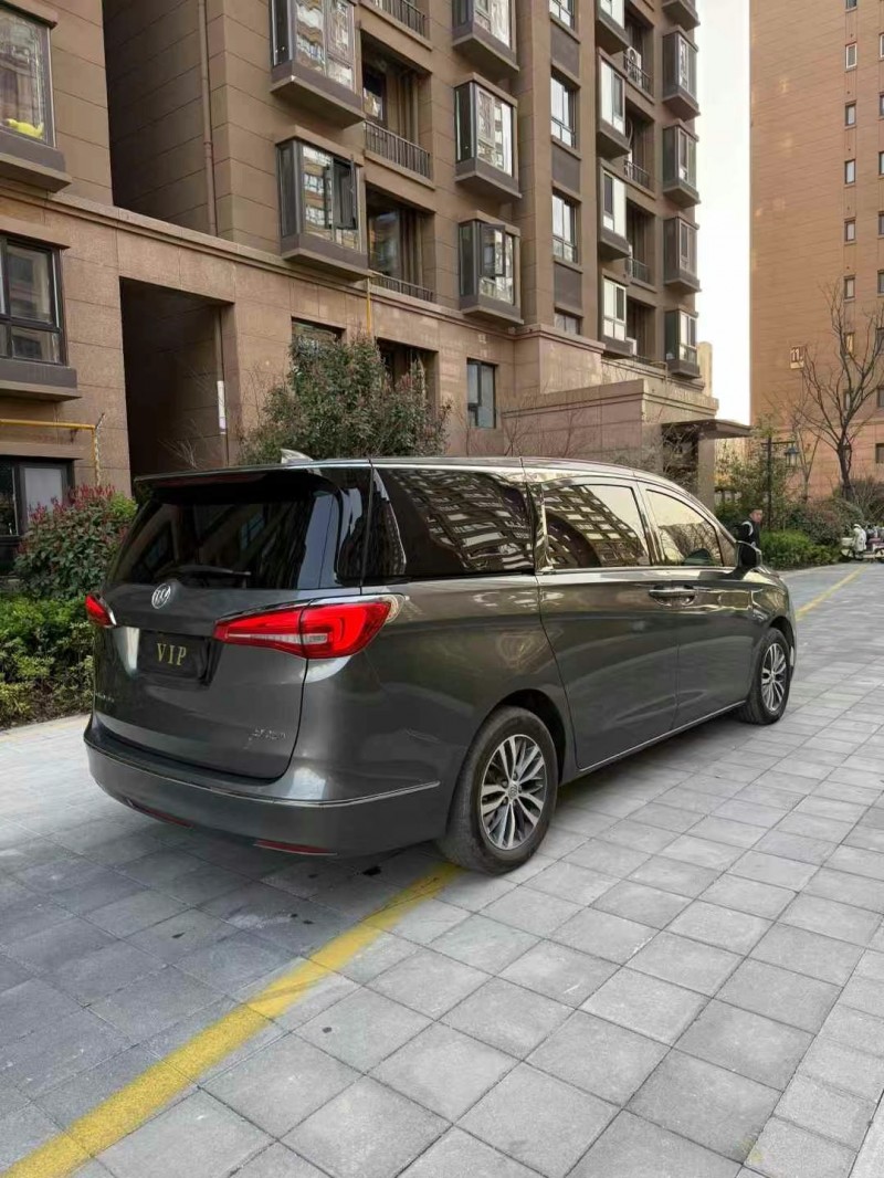 徐州20年别克GL84