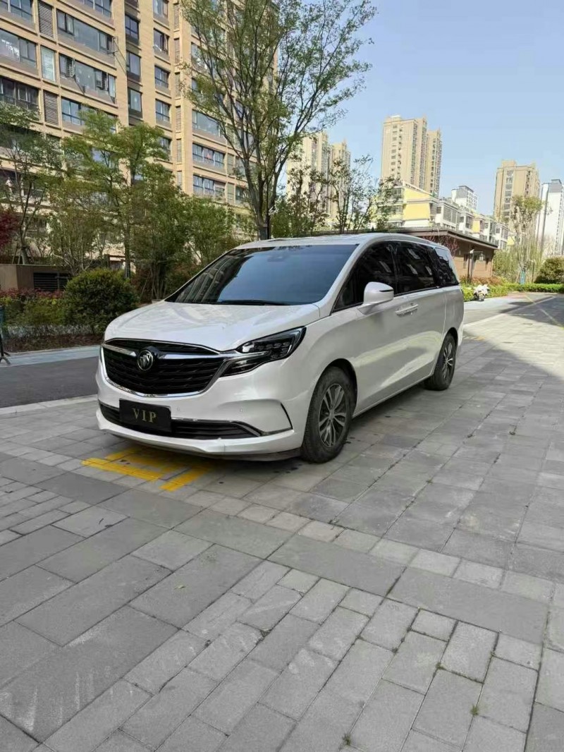 徐州21年别克GL82