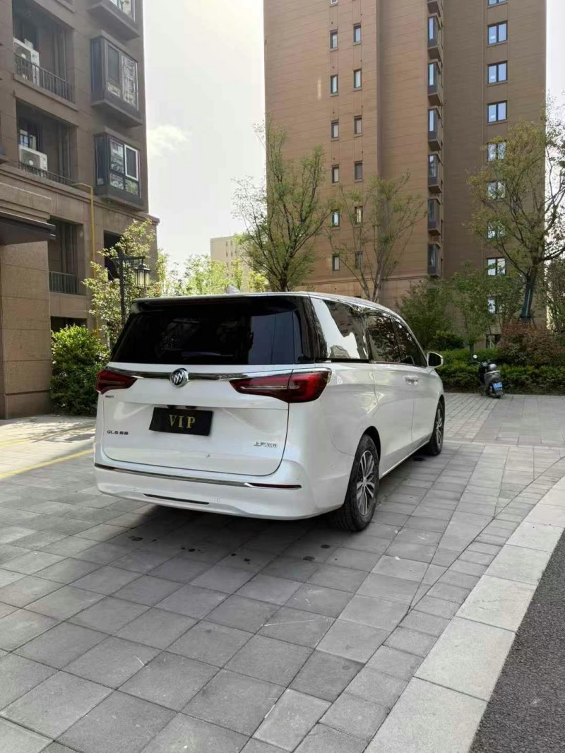 徐州21年别克GL83