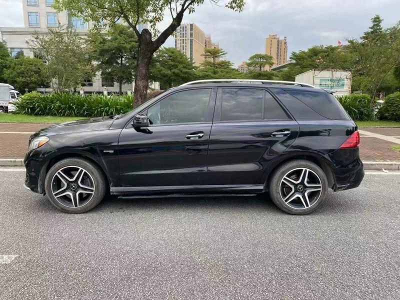 东莞17年奔驰GLE3