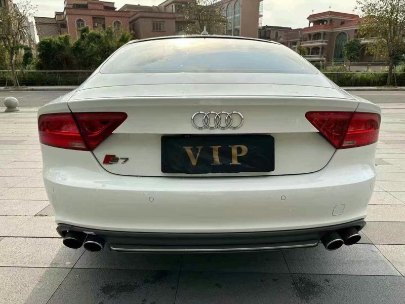 东莞13年奥迪A7L9