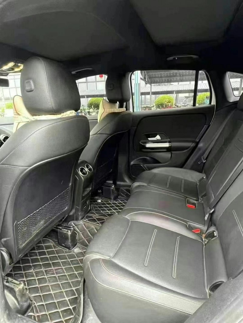 广州21年奔驰GLA6