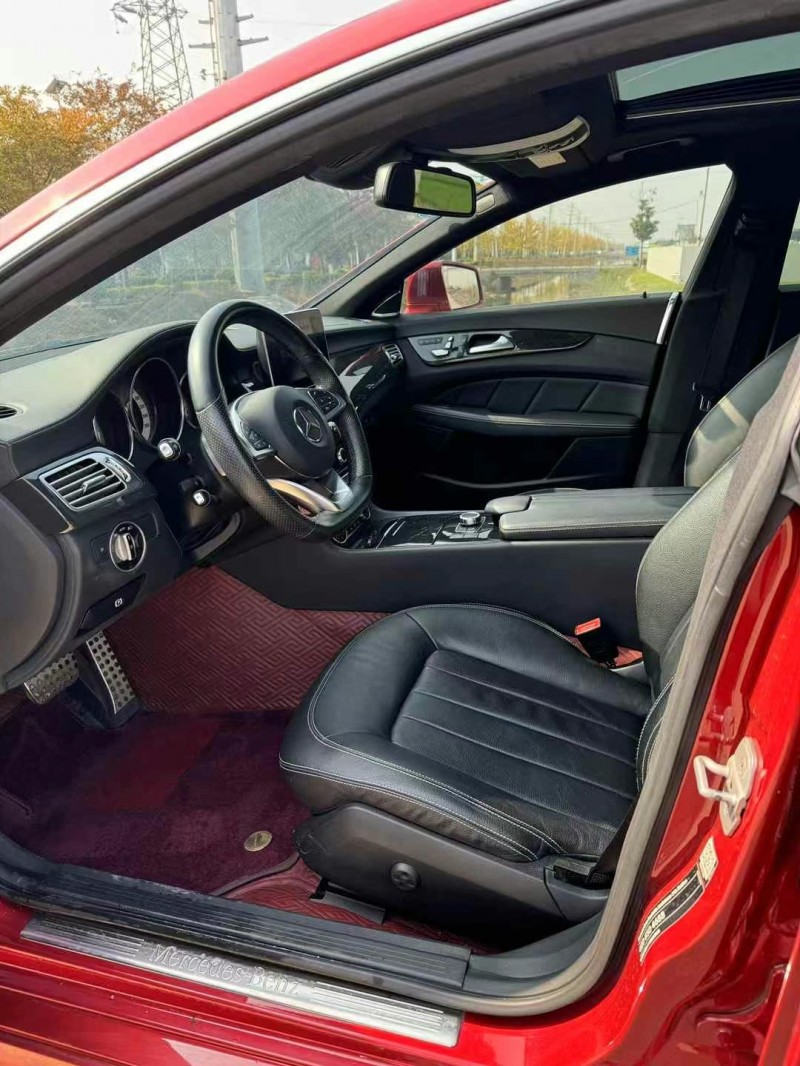 徐州17年奔驰CLS8