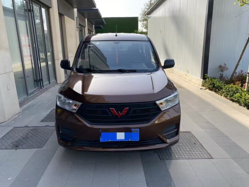 濟寧23年五菱汽車宏光1