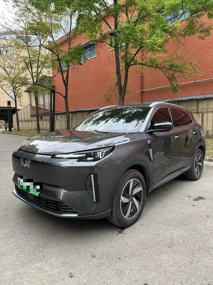 成都24年長安汽車啟源3