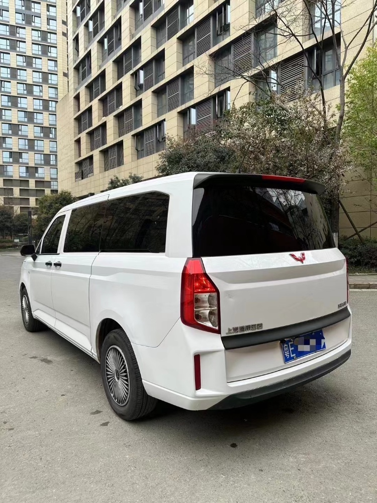 成都22年五菱汽車征程7