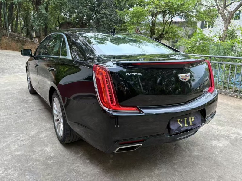 萍鄉18年凱迪拉克XTS8