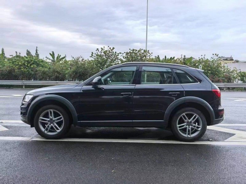 广州18年奥迪Q56