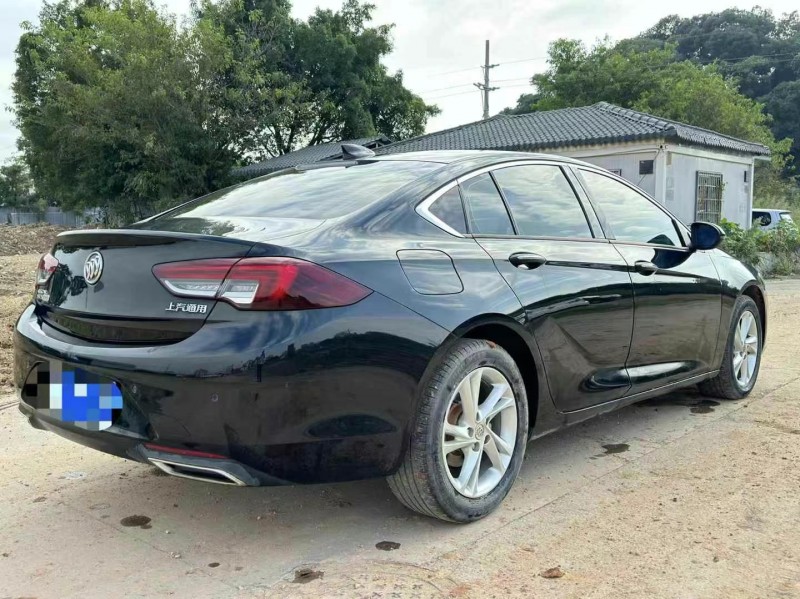 广州21年别克君威3