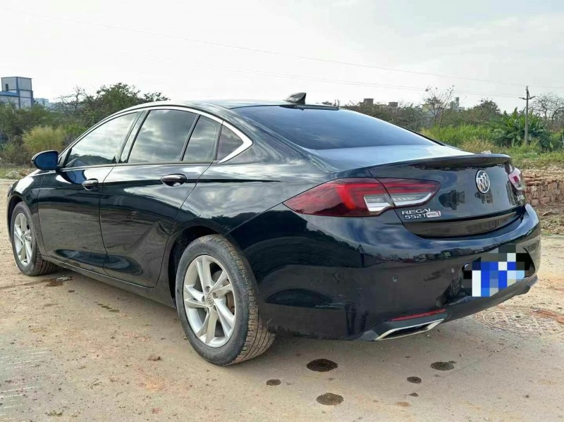 广州21年别克君威5