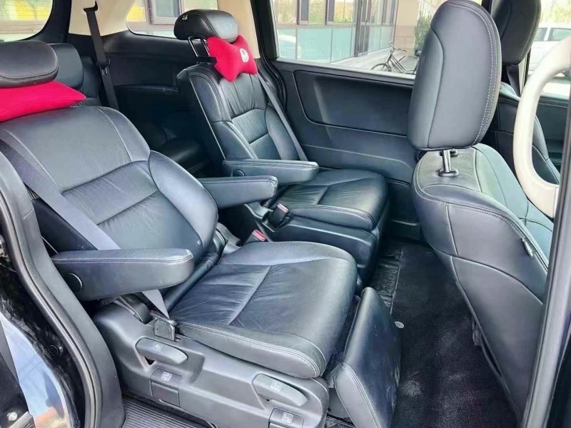 济宁16年本田奥德赛6