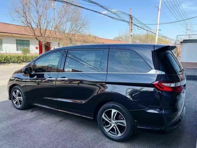 济宁16年本田奥德赛7