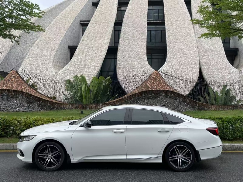 广州23年本田雅阁8