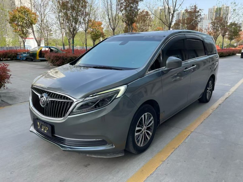 济宁19年别克GL83