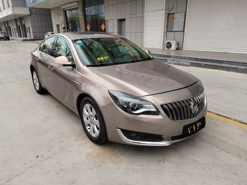 济宁14年别克君威2