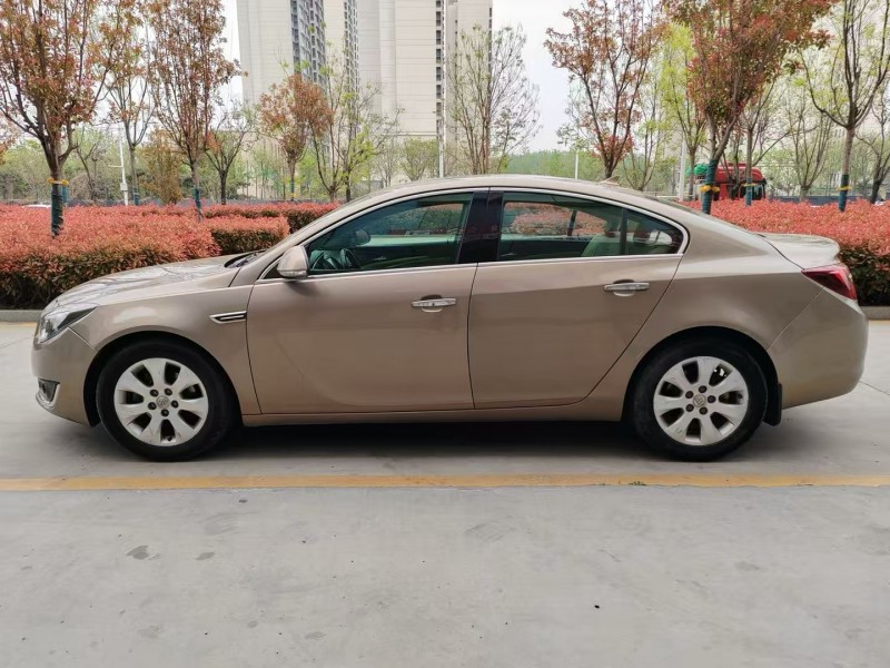 济宁14年别克君威7