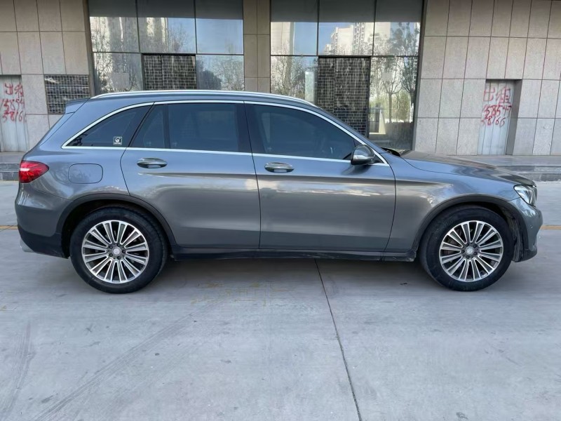济宁16年奔驰GLC7