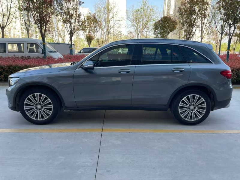 济宁16年奔驰GLC8