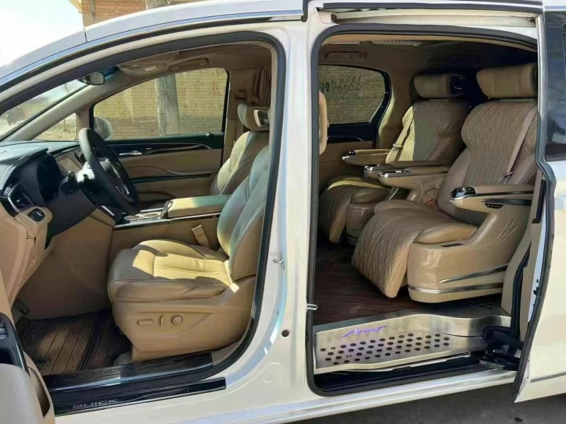 保定20年别克GL85