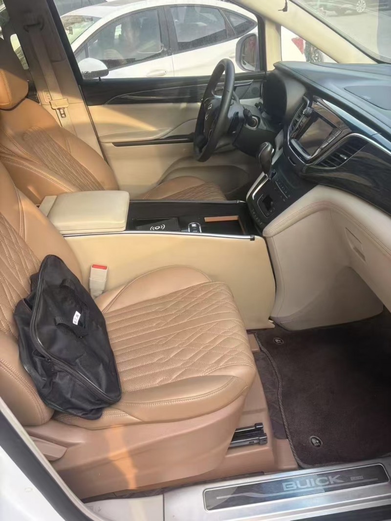 徐州18年别克GL87