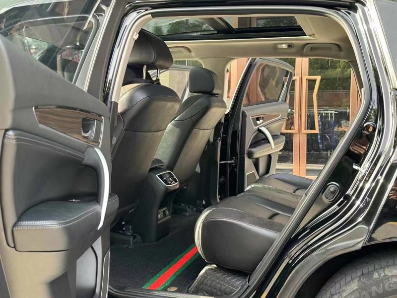 广州17年本田冠道4