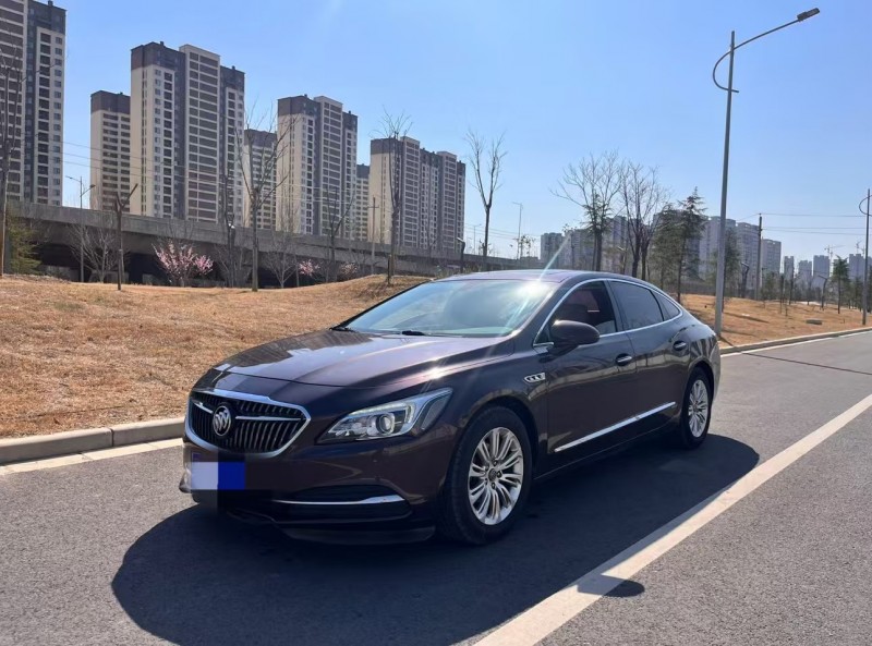 济宁17年别克君越2