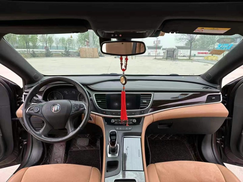 徐州17年别克君越4