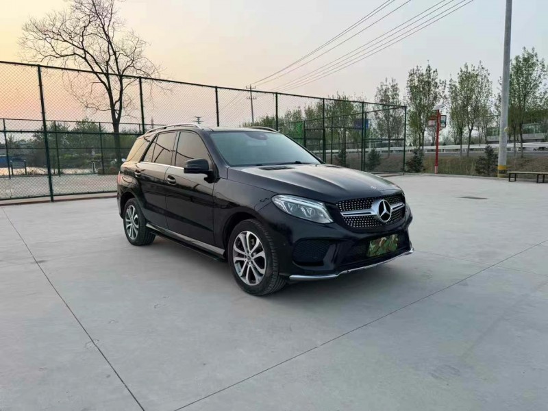 徐州17年奔驰GLE2