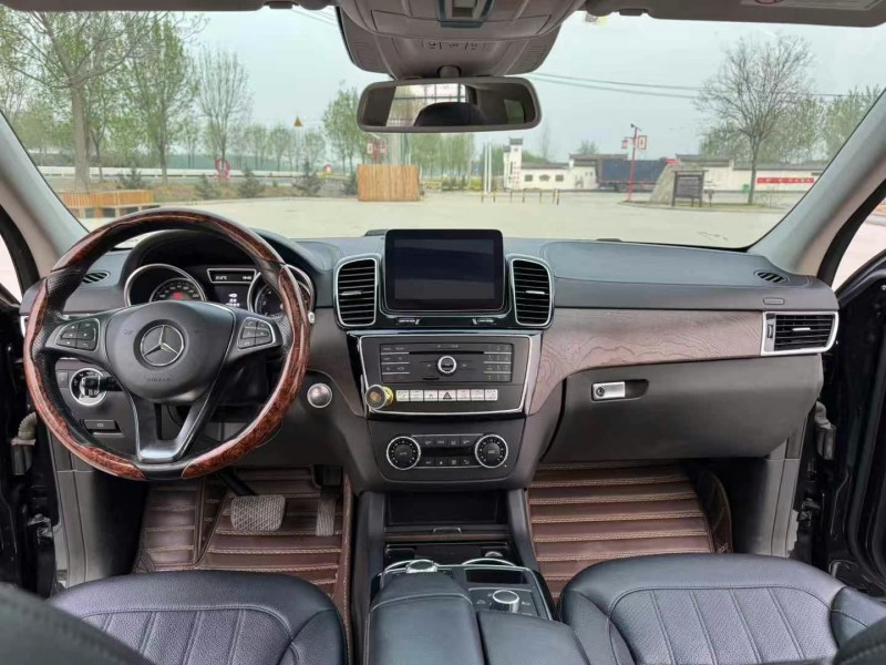 徐州17年奔驰GLE5