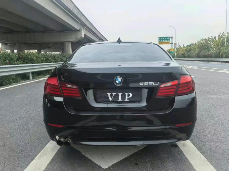 广州11年宝马5系5