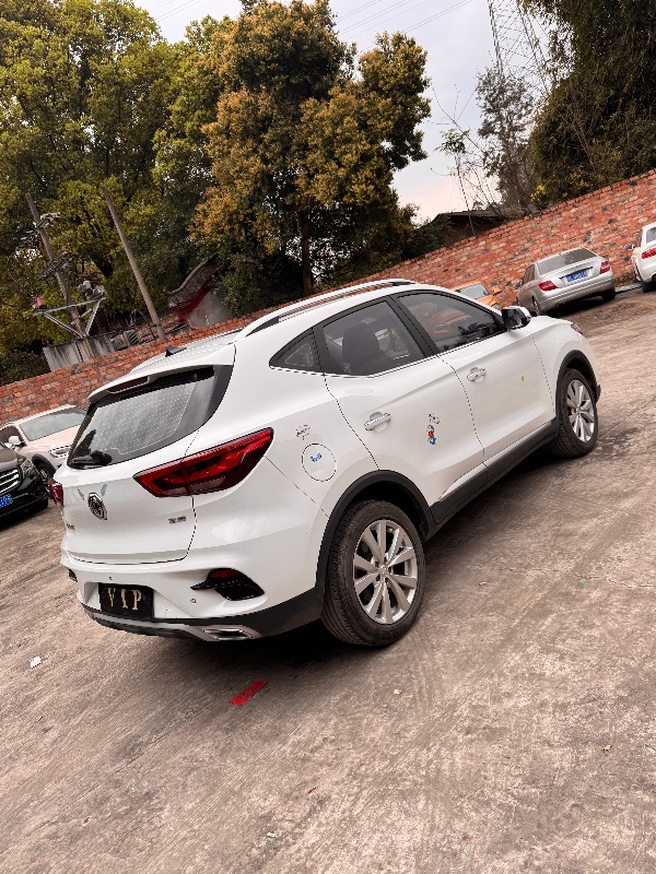 眉山22年名爵ZS3