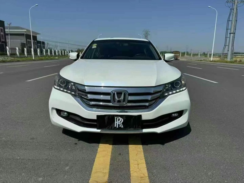 徐州15年本田雅阁1