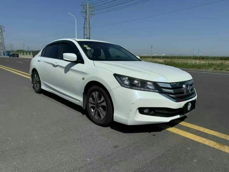 徐州15年本田雅阁2