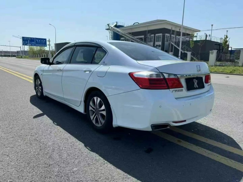 徐州15年本田雅阁7