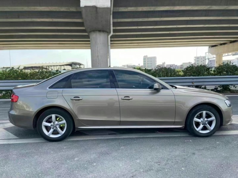 广州12年奥迪A4L3