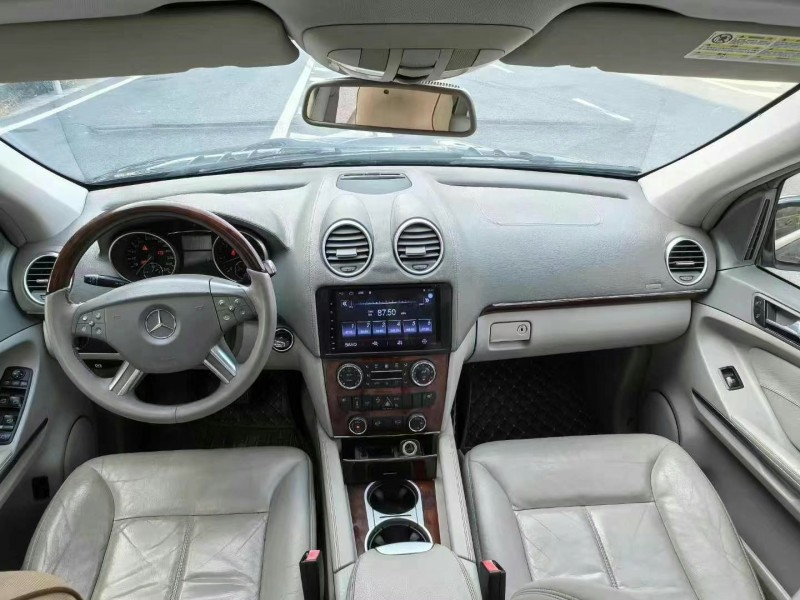 广州08年奔驰GL9