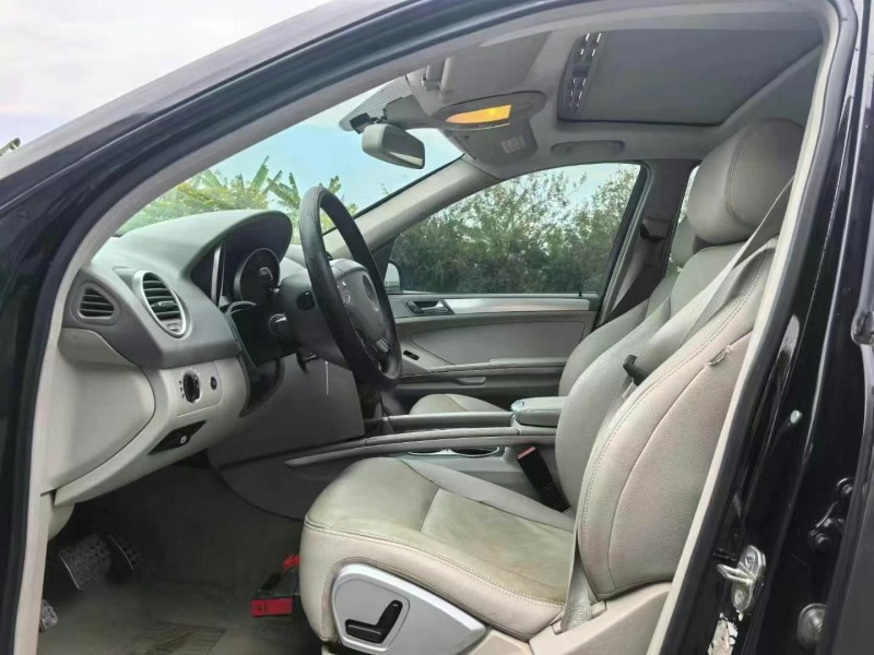 广州07年奔驰ML8