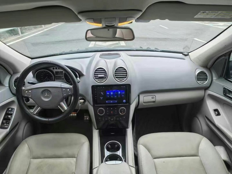 广州07年奔驰ML9