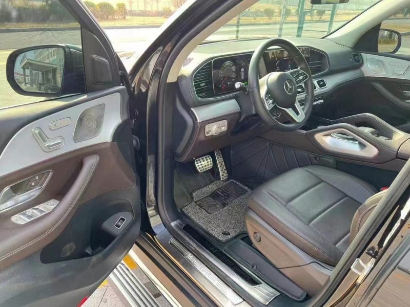 广州24年奔驰GLE8