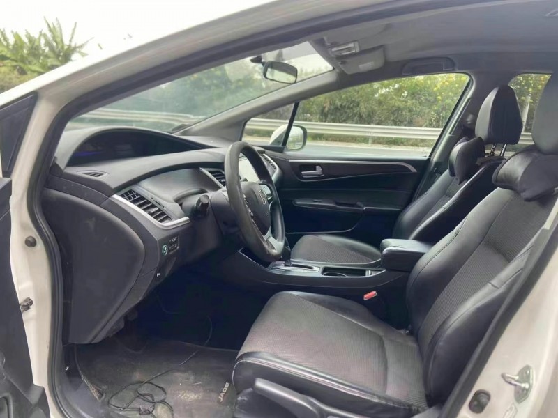 广州13年本田杰德8