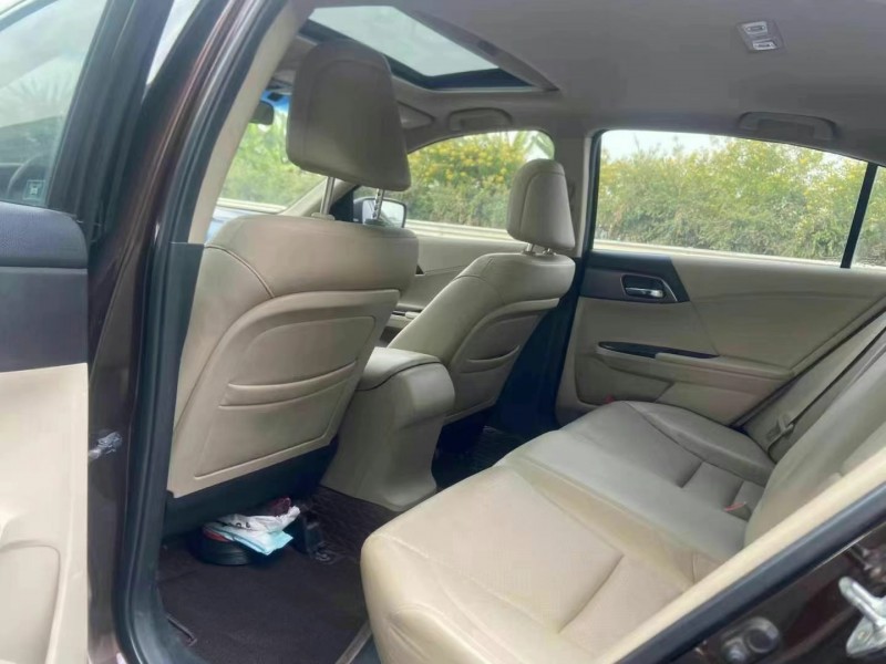 广州15年本田雅阁7