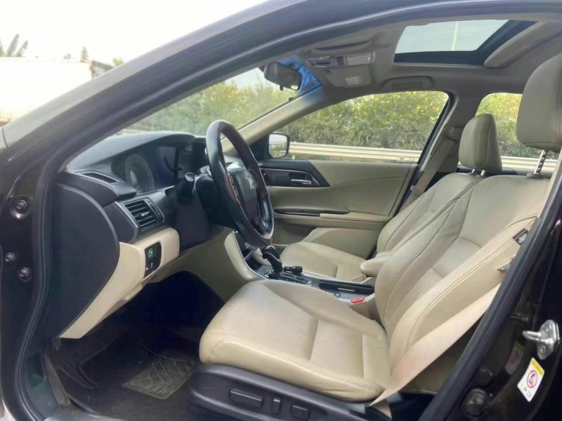 广州15年本田雅阁8