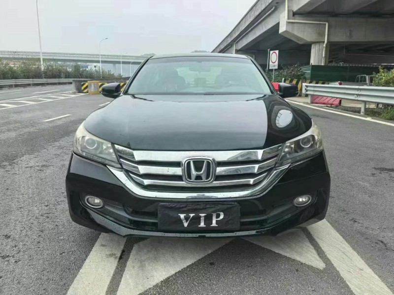 广州15年本田型格1