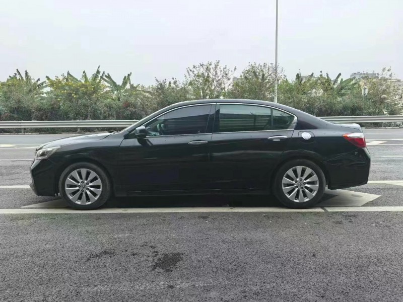 广州15年本田型格6