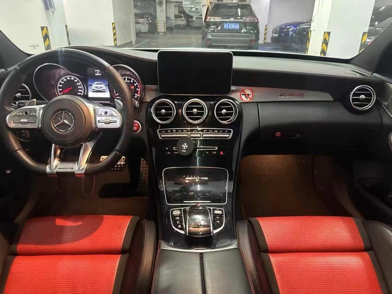 广州17年奔驰AMG3