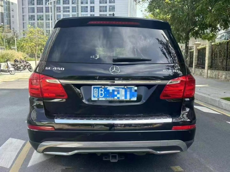 广州13年奔驰GL9